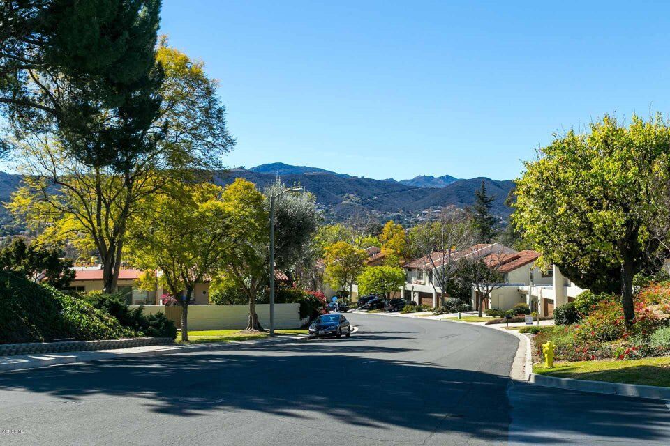 Property Photo: 763 Shadow Lake Drive CA 91360