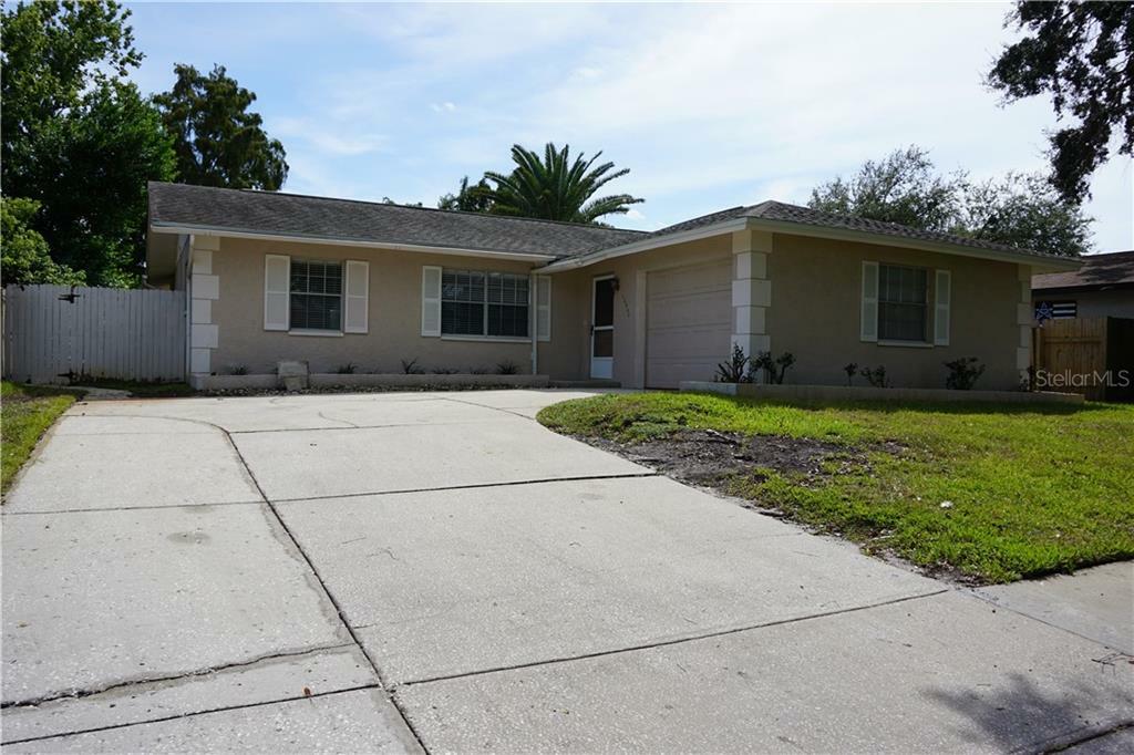 Property Photo:  12896 83rd Avenue N  FL 33776 