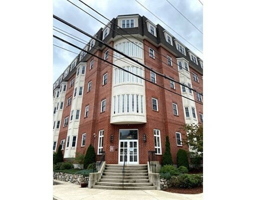 Property Photo: 120 Wyllis Ave 416 MA 02149