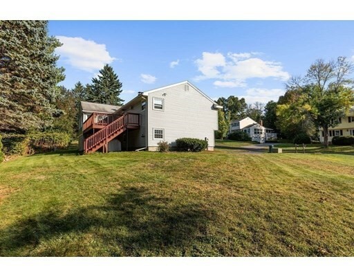 Property Photo:  20 Olde Berry Road  MA 01810 