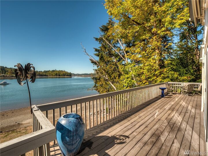 Property Photo:  151 E Orchard Lane  WA 98584