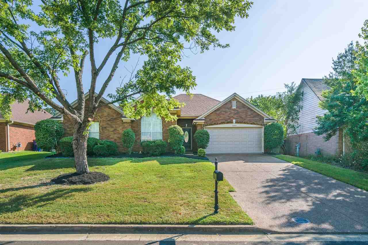 Property Photo:  3054 Shadow Green Ln  TN 38002 