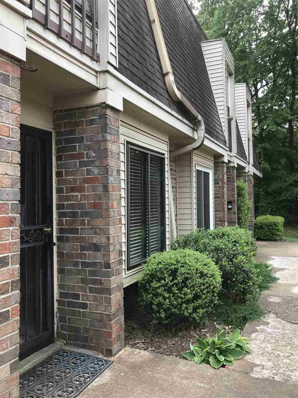 Property Photo:  6563 S Poplar Woods Cir S 6  TN 38138 