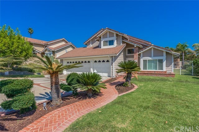 Property Photo: 5550 Vista Cantora CA 92887