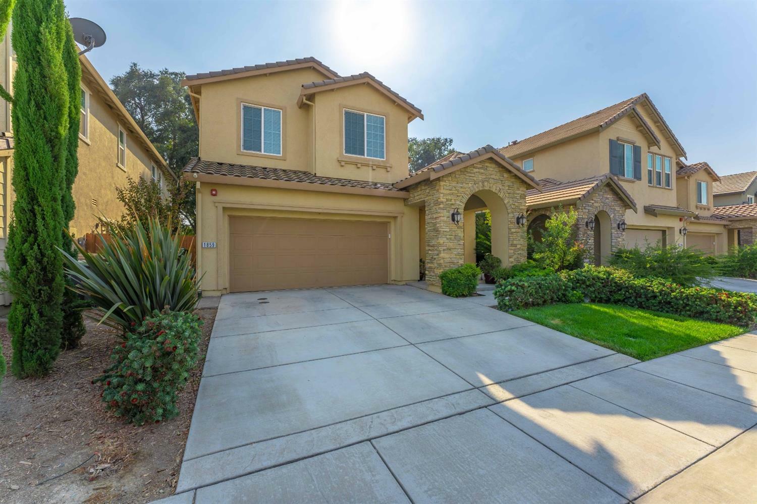 Property Photo:  1859 Sierra Rd  CA 95691 
