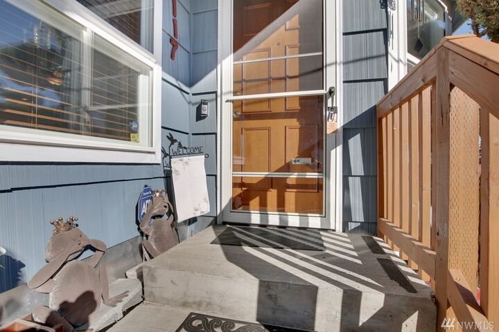 Property Photo: 20117 9th Ave S WA 98198