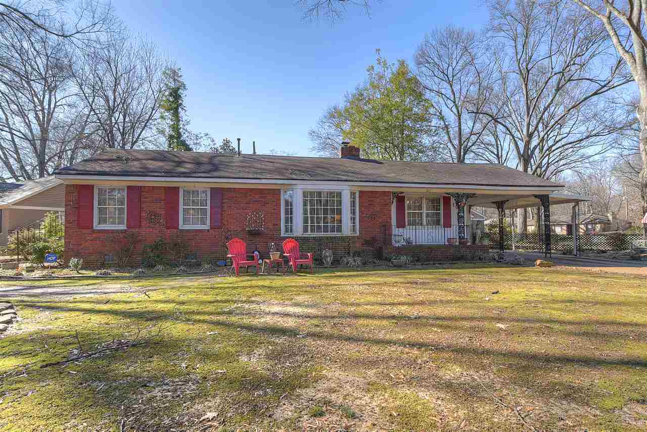 Property Photo:  1015 S Perkins Rd  TN 38117 