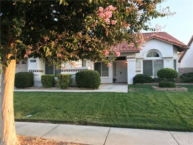 2077 Pecan Tree Street  Hemet CA 92545 photo