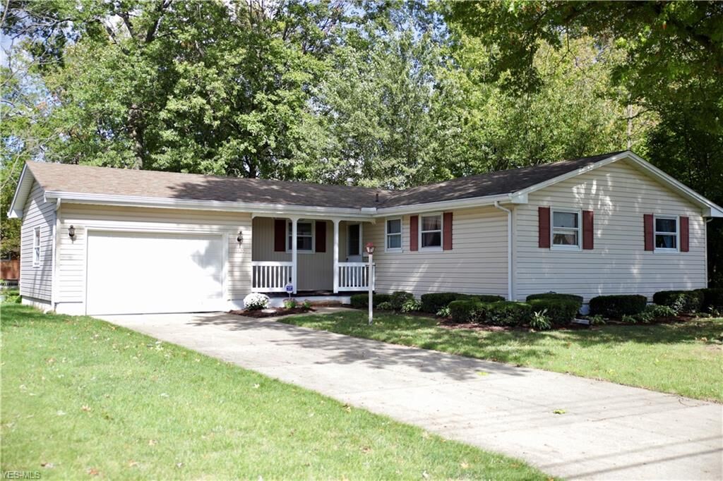 Property Photo:  1420 W 41st Street  OH 44053 