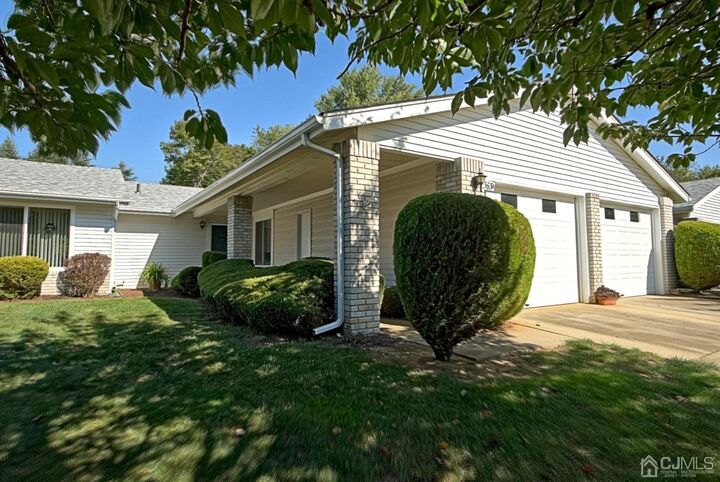 363 Union Drive 363B  Monroe NJ 08831 photo