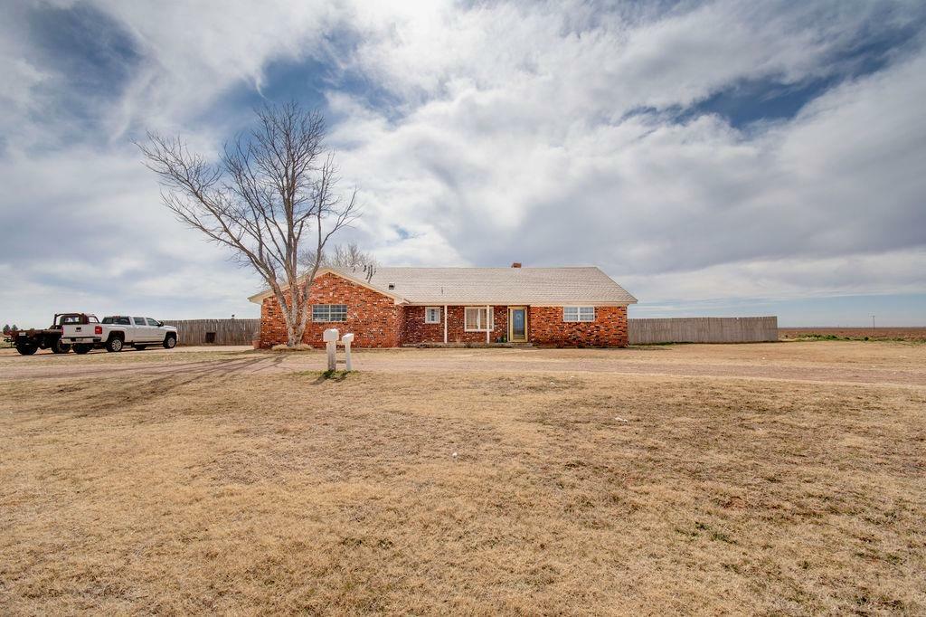 Property Photo:  821 Farm Road 1317  TX 79373 