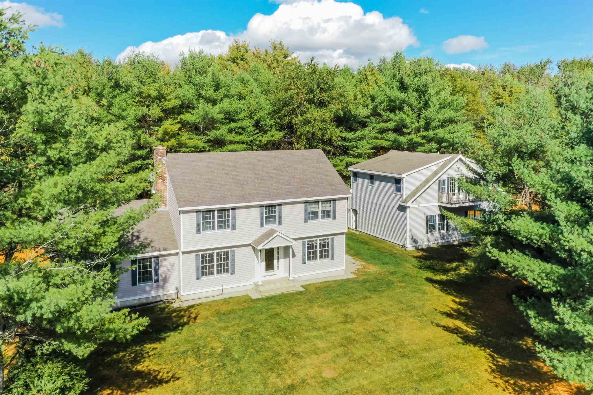 Property Photo:  18 Clearview Drive  NH 03275 