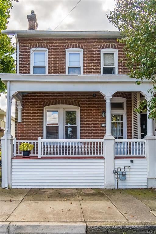 Property Photo:  538 Broad Street  PA 18049 