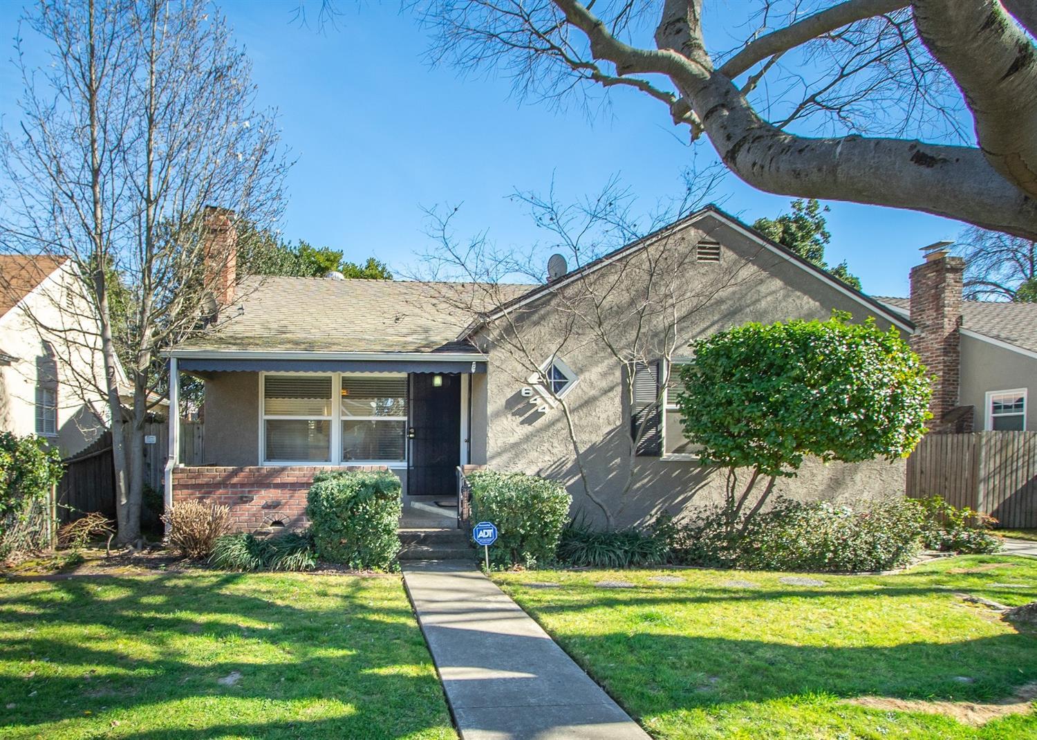 Property Photo:  644 Jones Way  CA 95818 