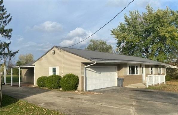 Property Photo:  7570 Dickey Rd  OH 45042 