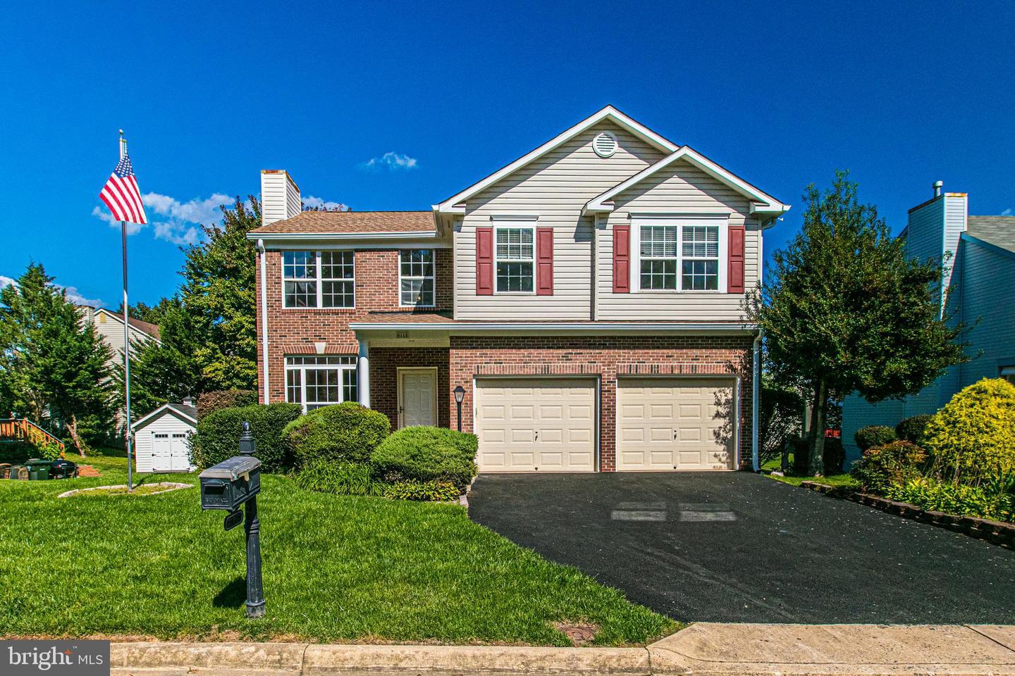 Property Photo: 6118 Oaklawn Lane VA 22193