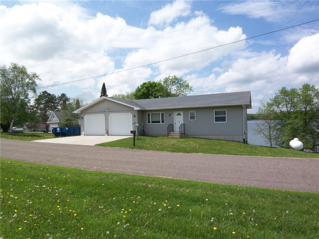Property Photo: 704 N Knapmiller Road WI 54817
