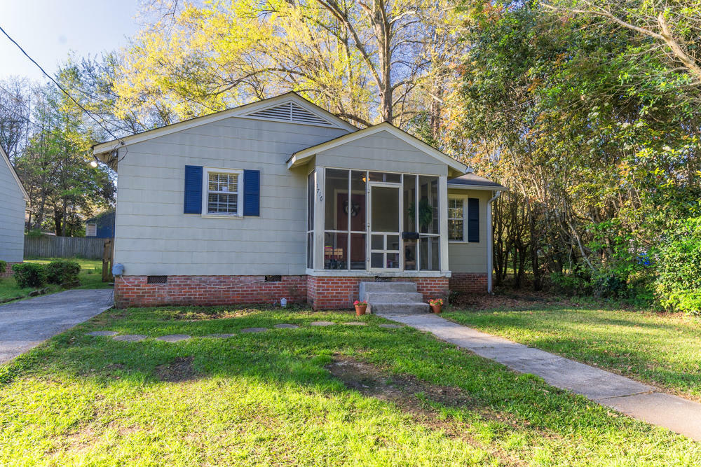 Property Photo:  1716 Adeline St.  MS 39401 