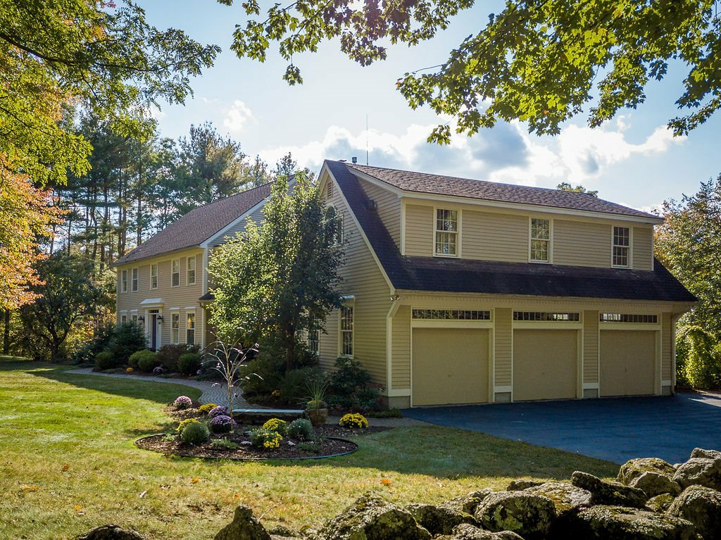 Property Photo: 89 Stowell Road NH 03110
