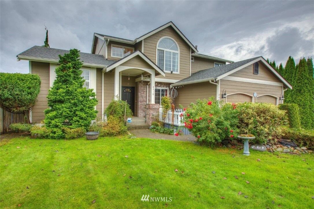 Property Photo:  8410 153rd Avenue E  WA 98372 