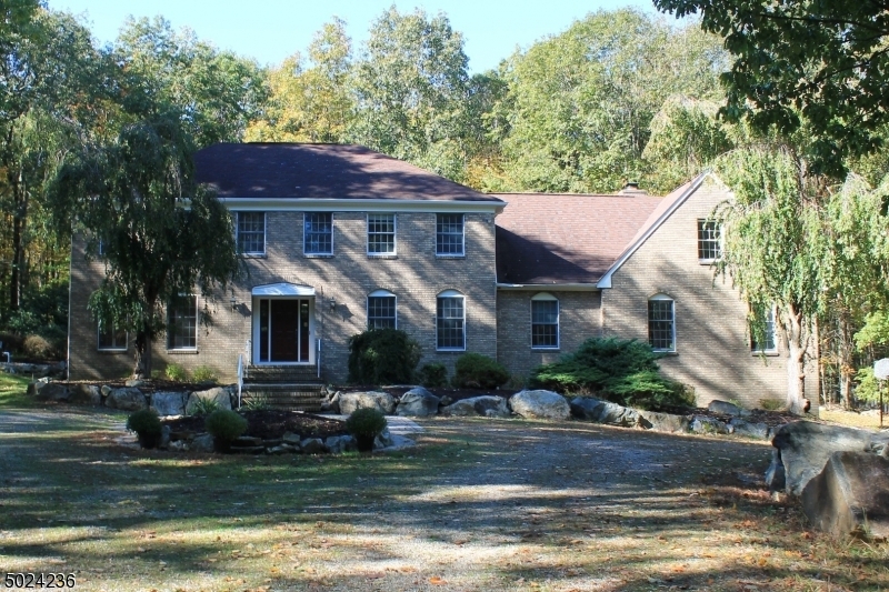 Property Photo:  5 Lookout Drive  NJ 07852 