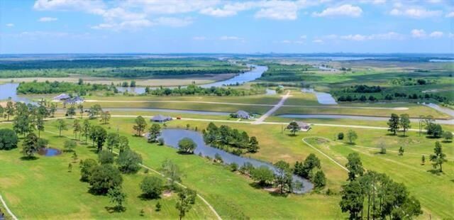 Property Photo:  15568 Elizabeth Drive  TX 77705 