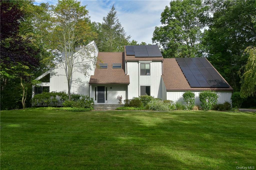 Property Photo:  65 Indian Hill Road  NY 10549 