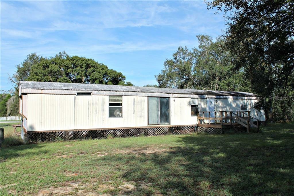 Property Photo: 4026 Saddle Way FL 33898