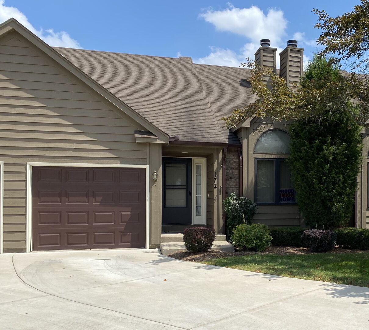 Property Photo:  172 Dunbar Lane  IL 60118 