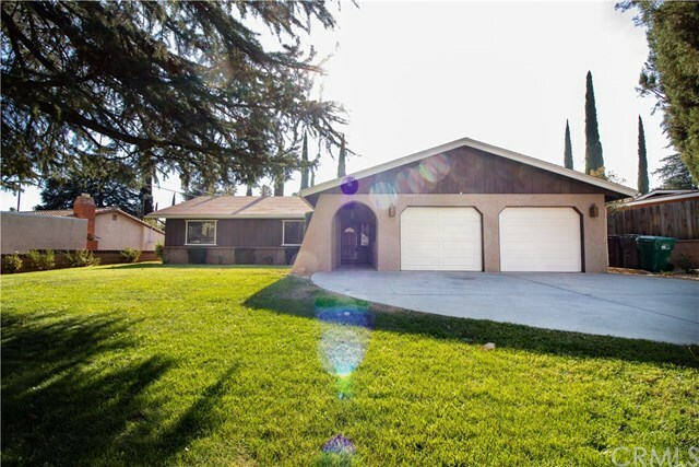 Property Photo:  1075 Dorothy Anna Drive  CA 92220 