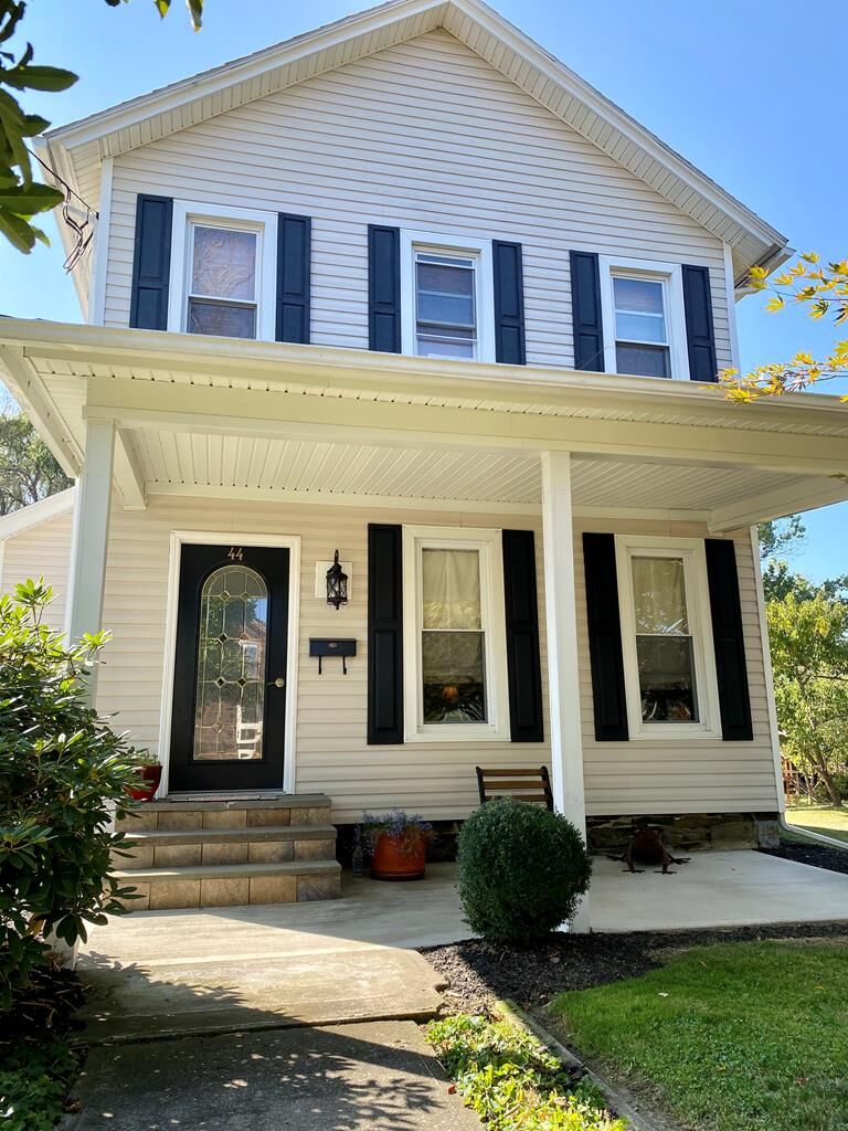 Property Photo:  44 Pleasant St  PA 18840 