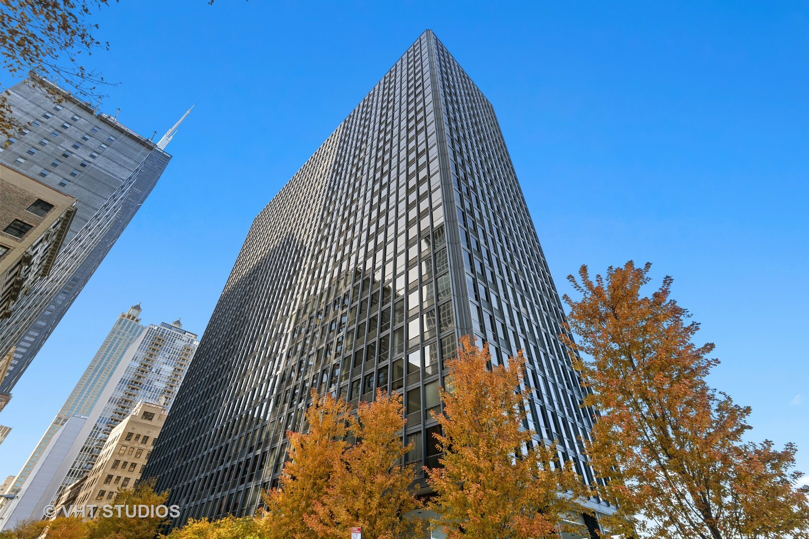 Property Photo:  900 N Lake Shore Drive 1602  IL 60611 