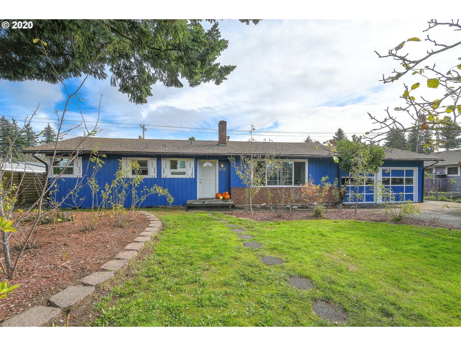 Property Photo: 305 SE 95th Ave WA 98664