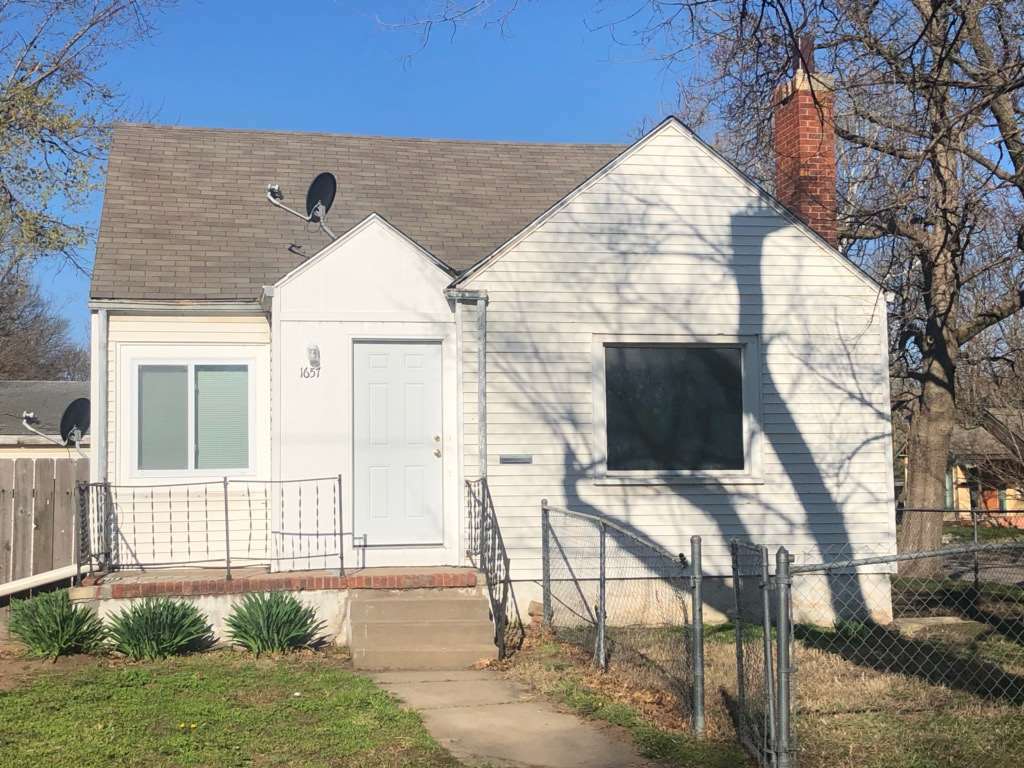 Property Photo:  1657 N Waco Ave  KS 67203 