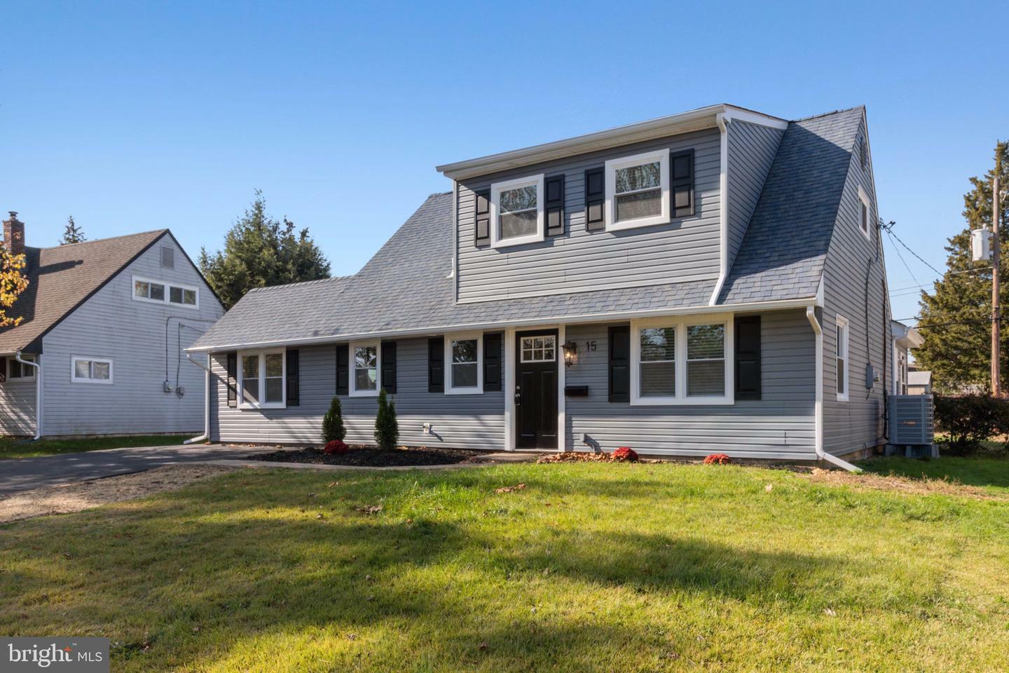 Property Photo:  15 Nutmeg Lane  PA 19054 