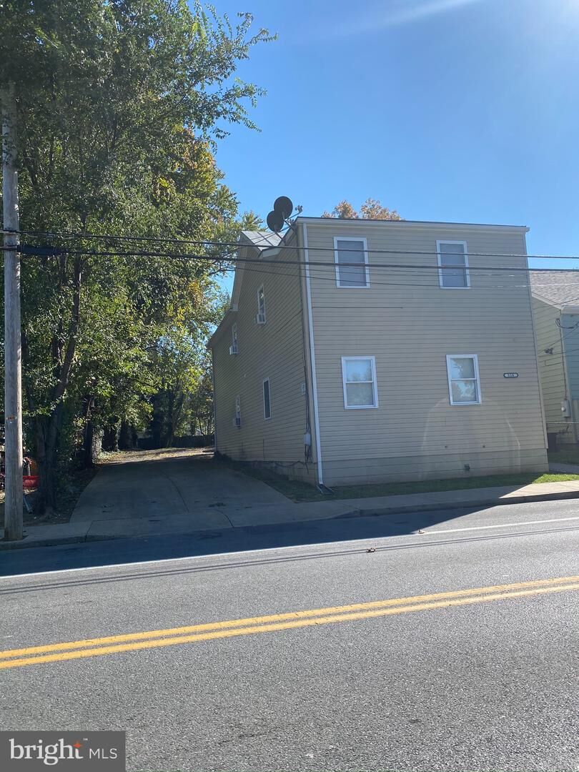 Property Photo:  510 N Kent Street  VA 22601 