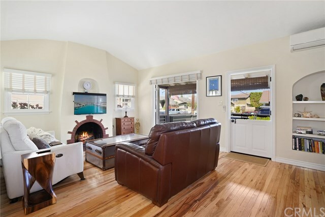 Property Photo:  139 Albert Place  CA 92627 