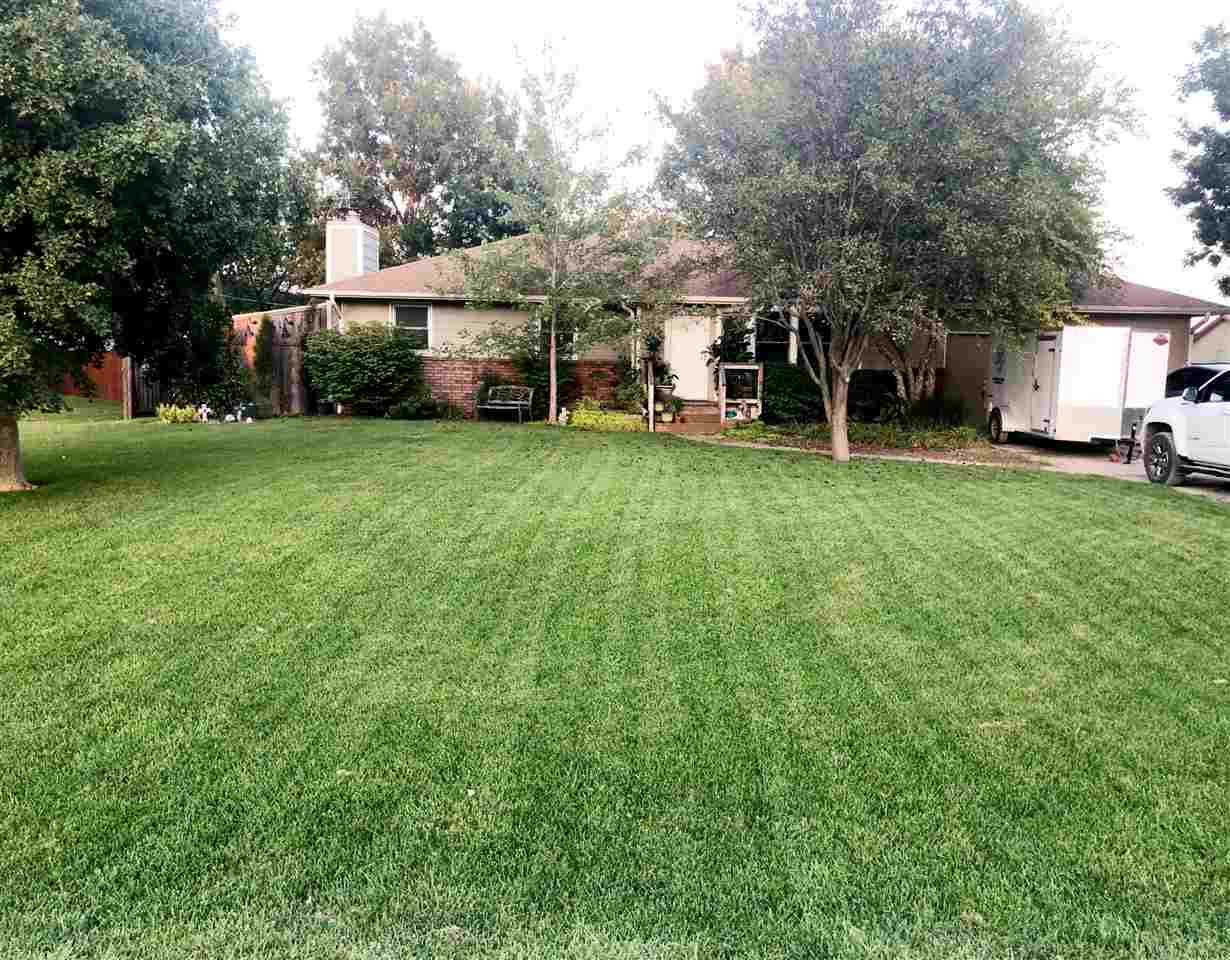 Property Photo:  116 S Monticello Dr  KS 67002 