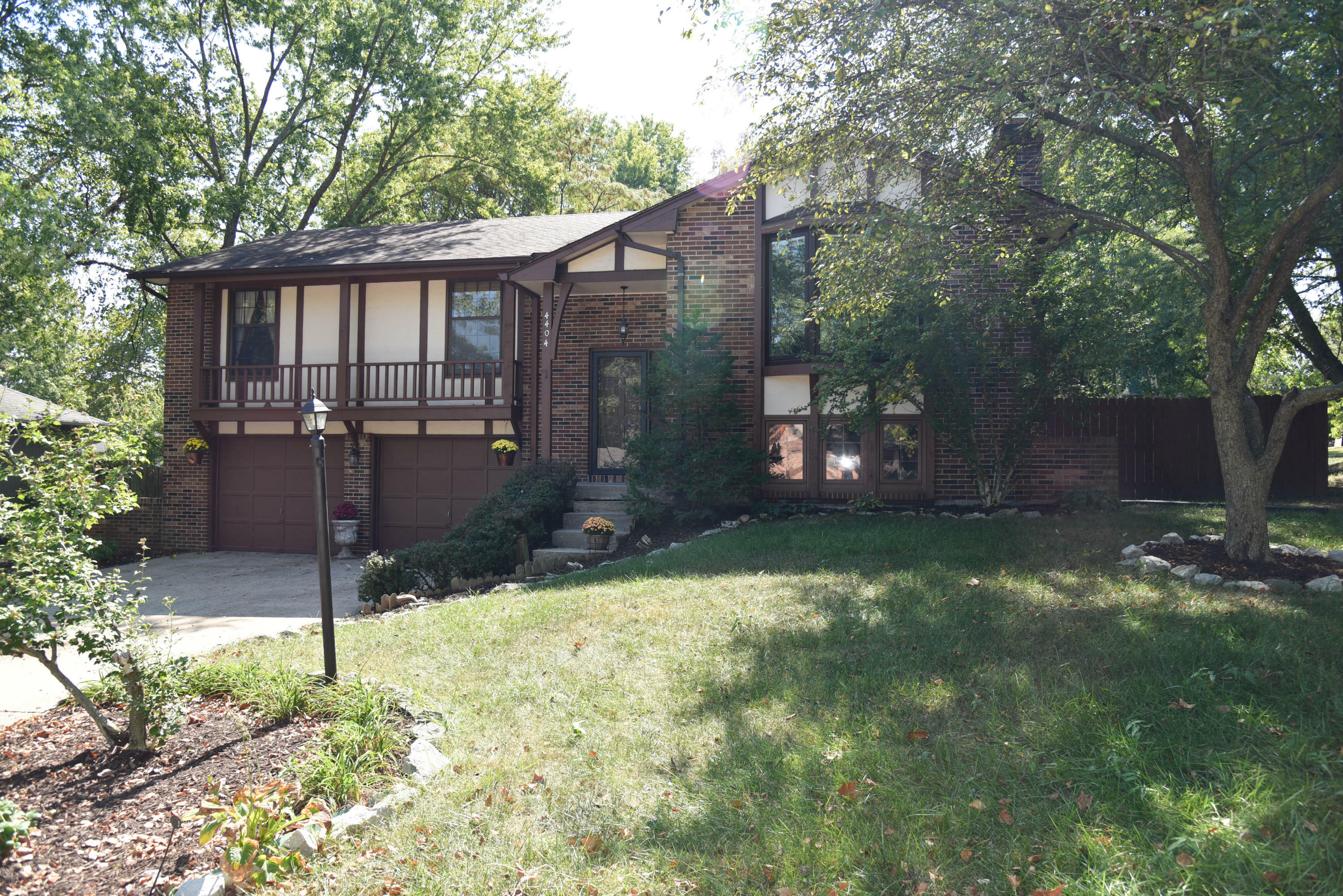 Property Photo:  4404 W Rockhampton Cir  MO 65203 