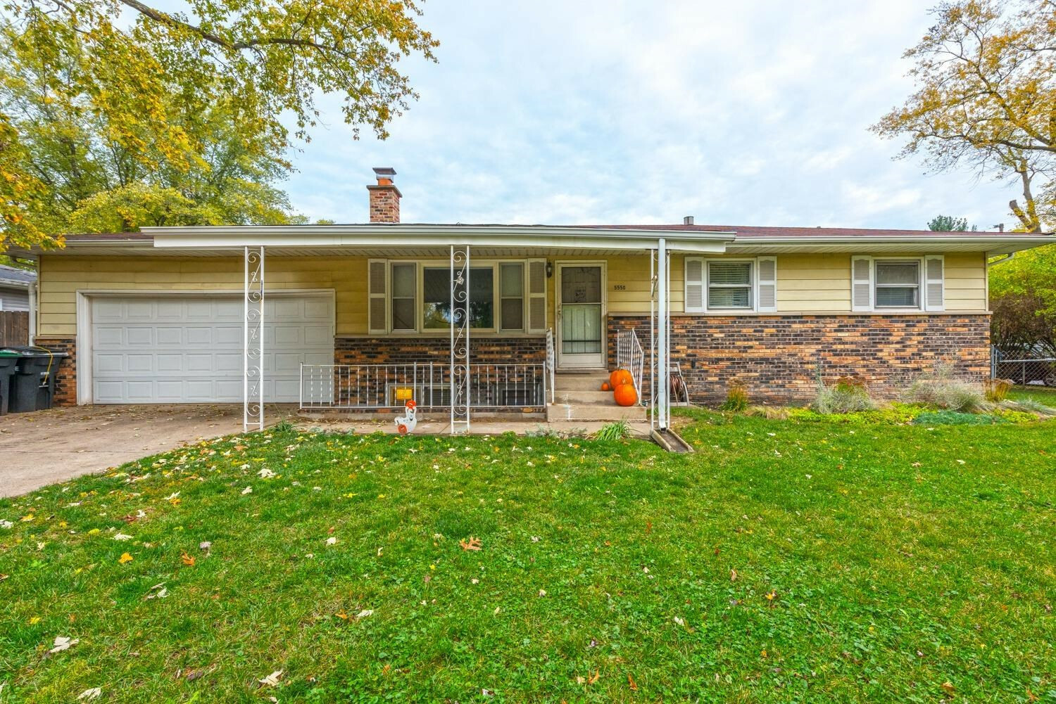 5550 Evergreen Avenue  Portage IN 46368 photo