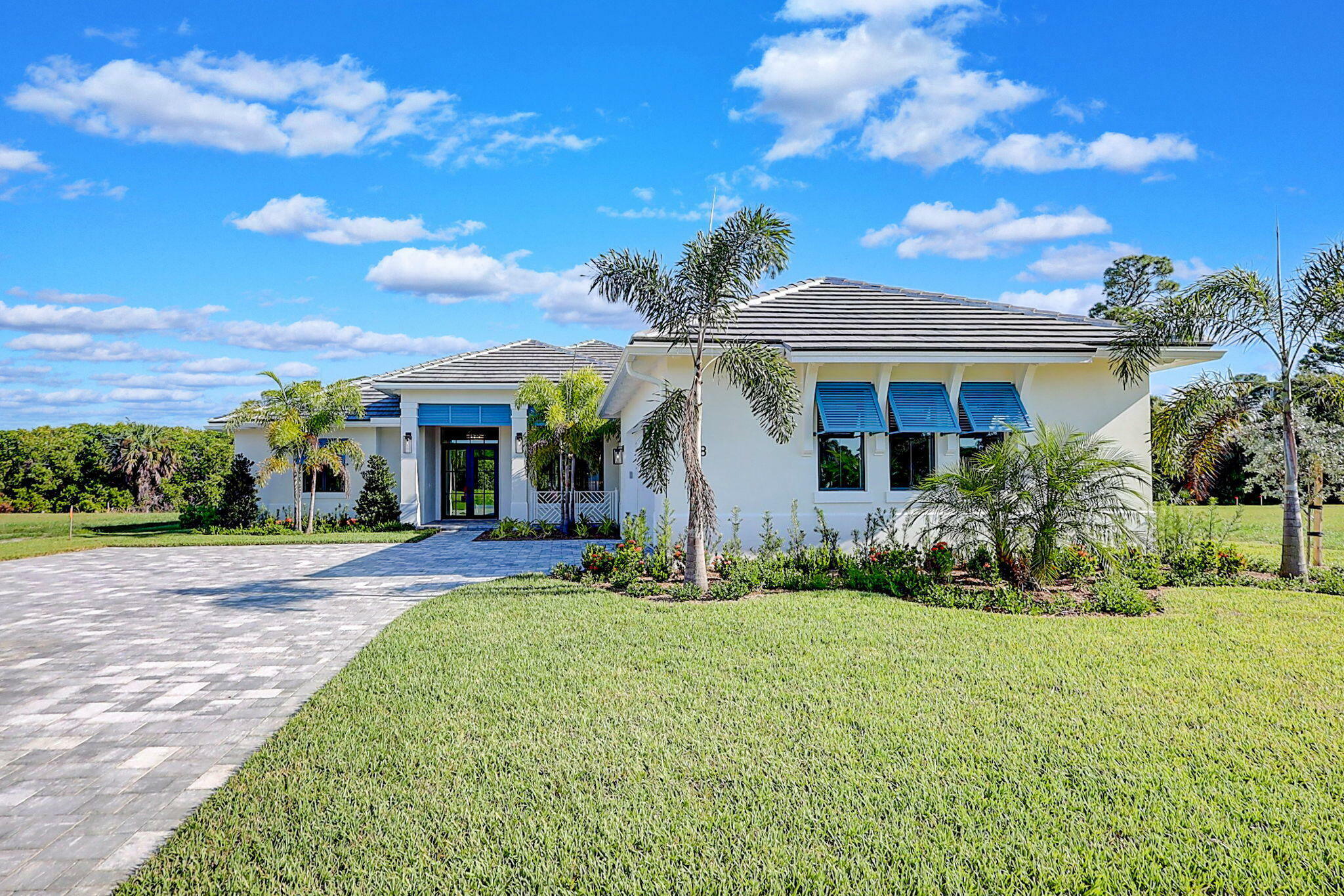 Property Photo: 138 SE Via Lago Garda FL 34952