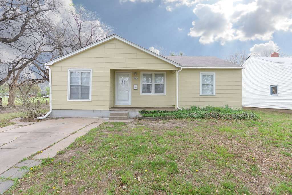 962 N Belmont Ave  Wichita KS 67208 photo