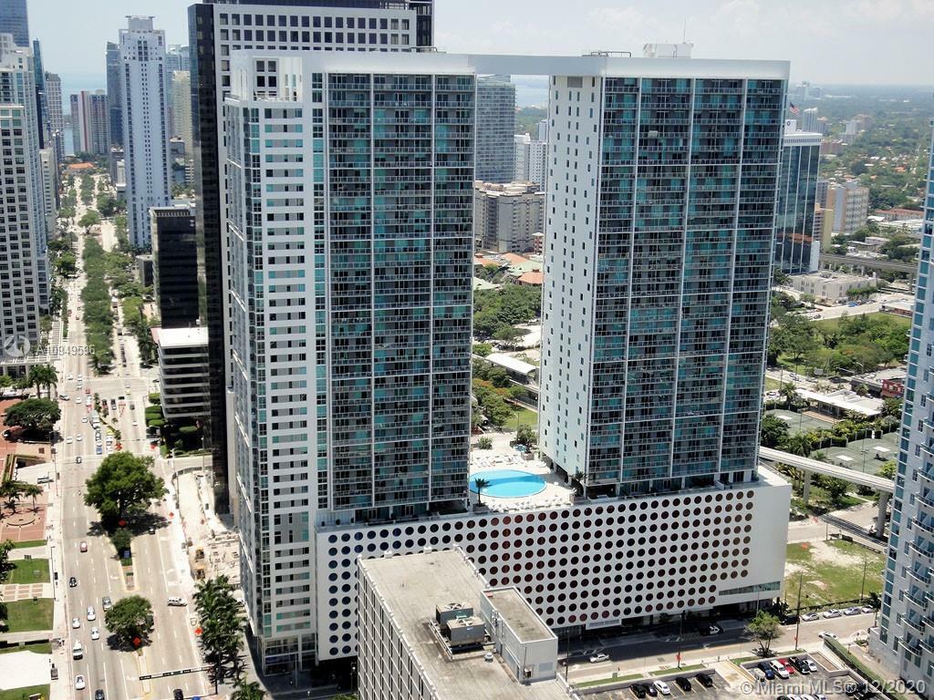 Property Photo:  500 Brickell Ave 3006  FL 33131 