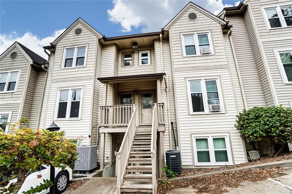 Property Photo: 939 Auburnview Drive OH 45026