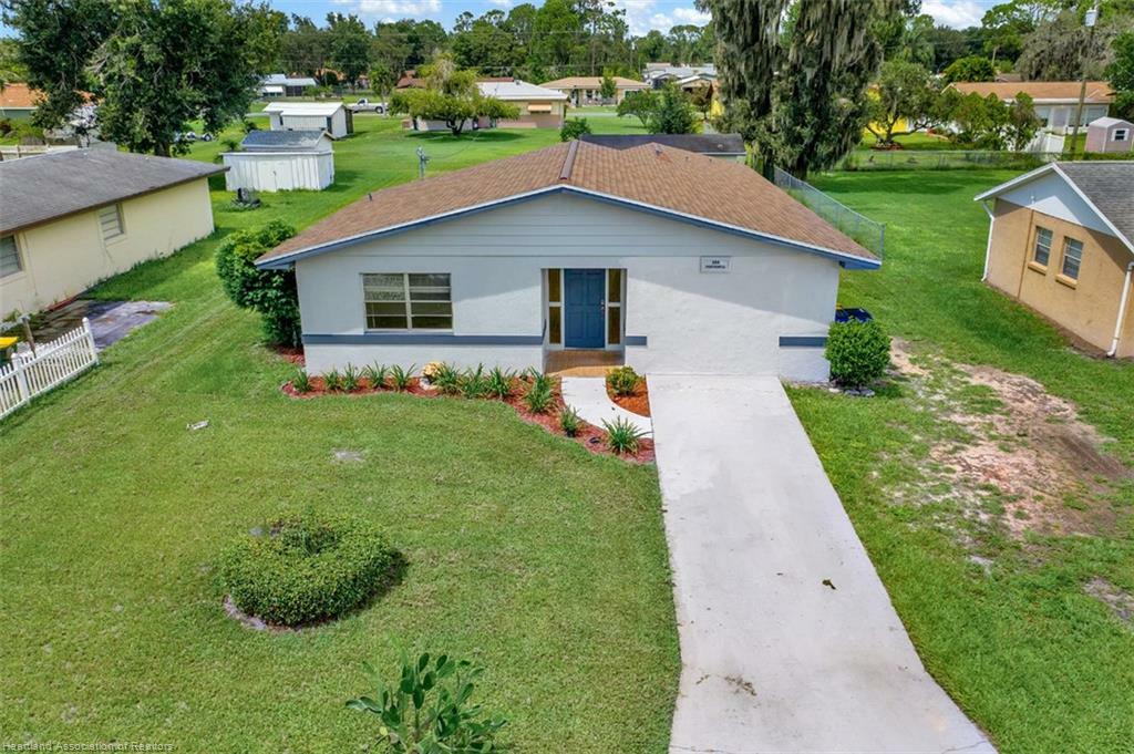 Property Photo:  233 Thrush Avenue  FL 33870 