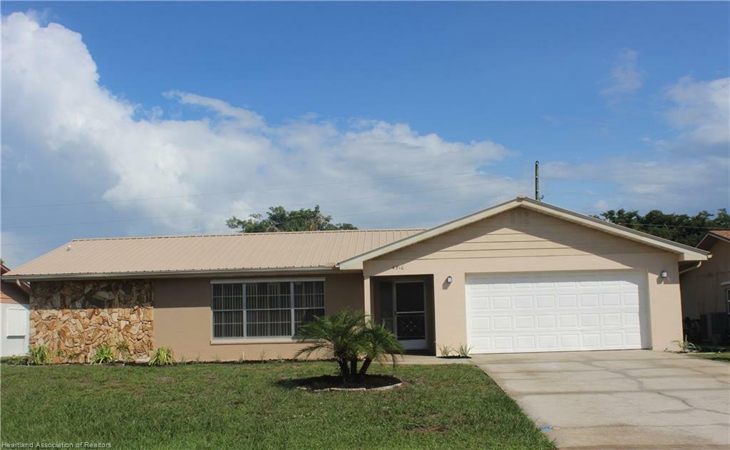 Property Photo:  4316 Medina Way  FL 33875 