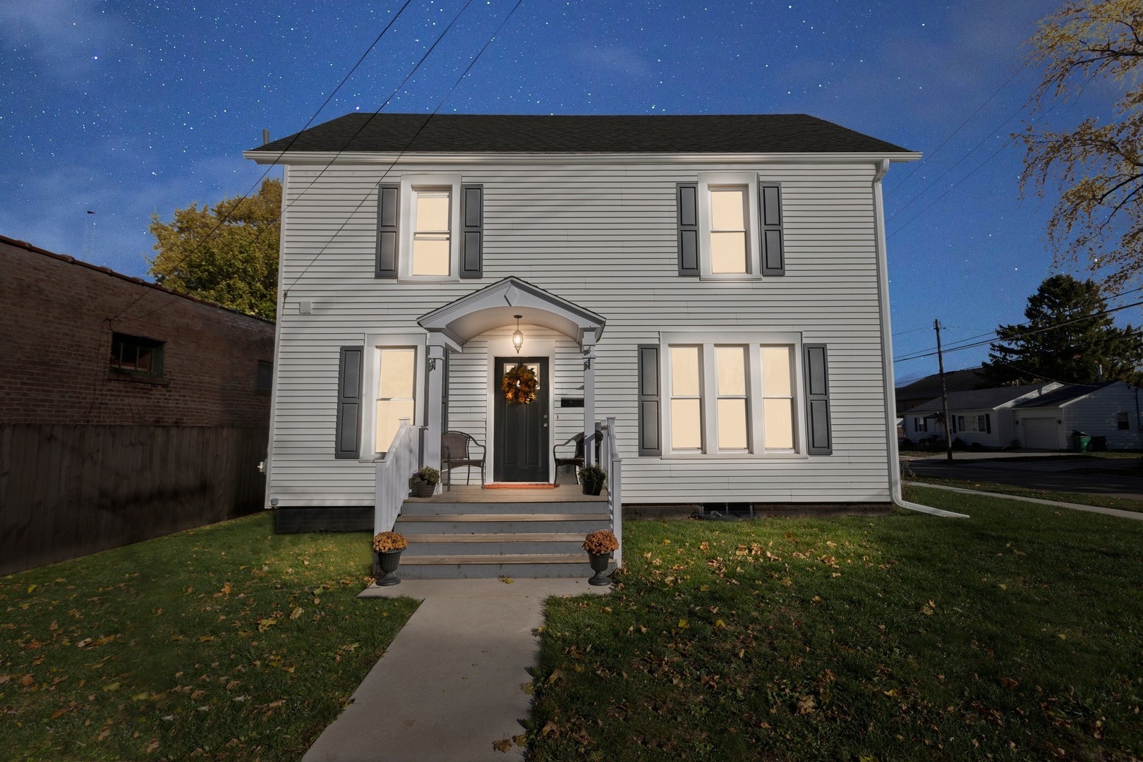 Property Photo:  305 Edward Street  IL 60178 