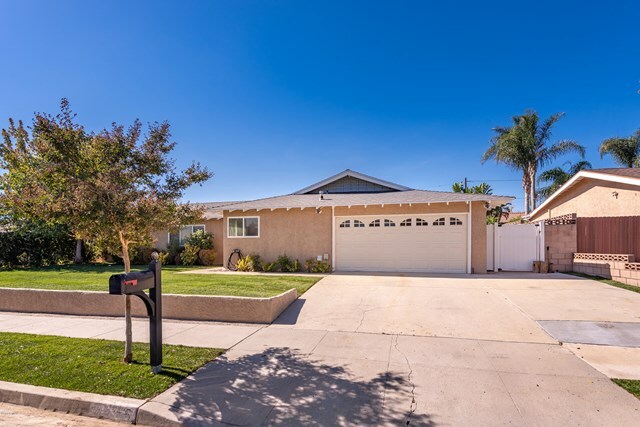 Property Photo:  3155 Paige Avenue  CA 93063 