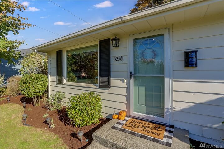 Property Photo:  3238 49th Ave SW  WA 98116 
