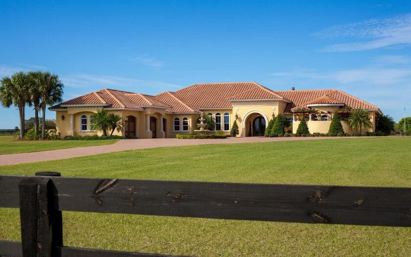 Property Photo: 205 Sea Biscuit Lane FL 33852